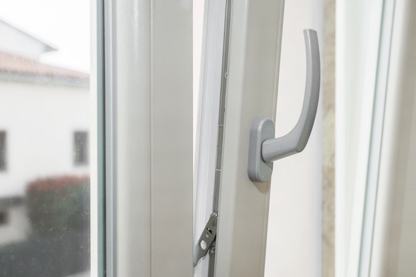 ventana apertura oscilobatiente