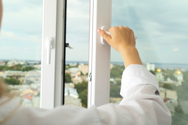 Ventanas abatibles